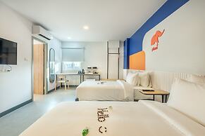 PLAAI Plus Hotel Bowin