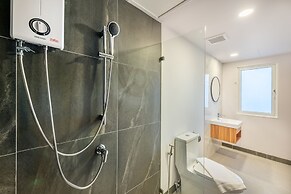 PLAAI Plus Hotel Bowin