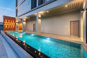 PLAAI Plus Hotel Bowin