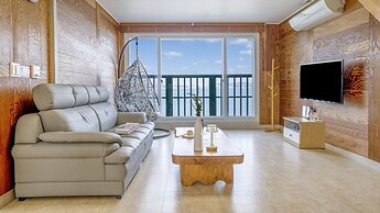 Geoje Beachwhite Pension