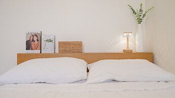 Geoje Beachwhite Pension