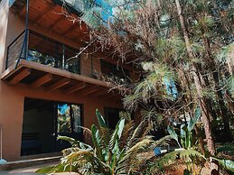 Casa Los Ocotes Valle de Bravo