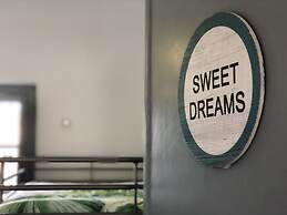 Fonte da Telha Beach Hostel