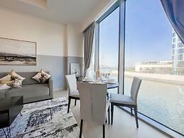 Unparalleled 1BR Captivating Marina View