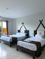 Saensukkho Green Hotel & Resort