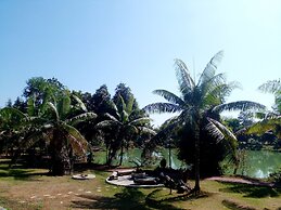 Saensukkho Green Hotel & Resort