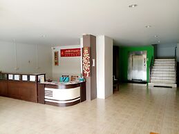 Saensukkho Green Hotel & Resort