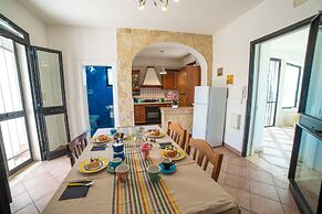 Villa Lisa Garden and Pool