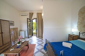 Villa Lisa Garden and Pool