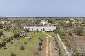 Villa Lisa Garden and Pool