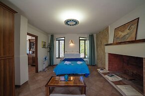 Villa Lisa Garden and Pool