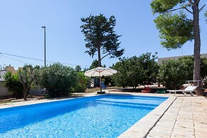 Villa Marina with Pool