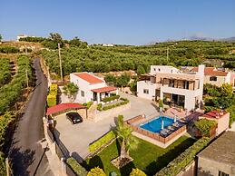 Villa Sandy-evi in Asteri 2 Buildings Private Pool