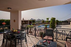 Villa Sandy-evi in Asteri 2 Buildings Private Pool