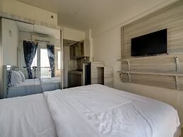 OYO Life 92889 Apartement Grand Sentraland Karawang By A.t Room