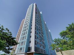 OYO Life 92889 Apartement Grand Sentraland Karawang By A.t Room