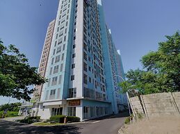 OYO Life 92889 Apartement Grand Sentraland Karawang By A.t Room