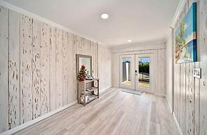 Experience of a Lifetime - Waterfront Living