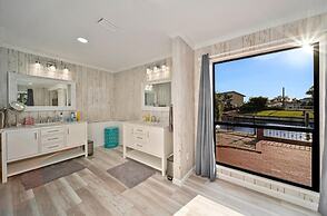 Experience of a Lifetime - Waterfront Living