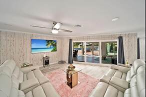 Experience of a Lifetime - Waterfront Living