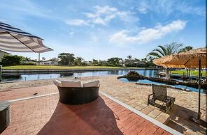 Experience of a Lifetime - Waterfront Living