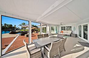 Experience of a Lifetime - Waterfront Living