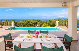 Island View in Antipata