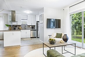 Hidden Garden A Serene Miami Escape