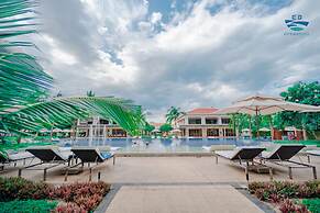 Ocean Luxury Villas By Emblemsea