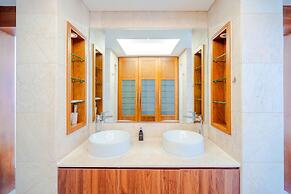 Ocean Luxury Villas By Emblemsea