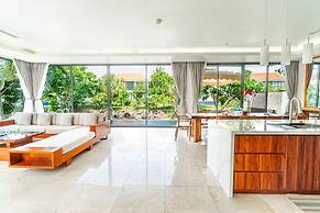 Ocean Luxury Villas By Emblemsea