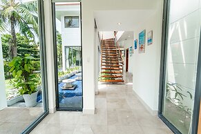 Ocean Luxury Villas By Emblemsea