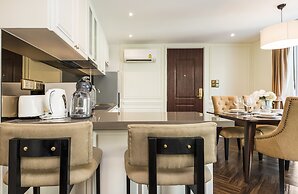 The Elite Thong Lor 25