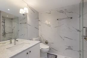 The Elite Thong Lor 25