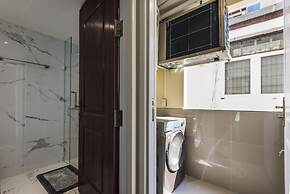 The Elite Thong Lor 25