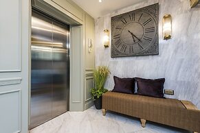 The Elite Thong Lor 25