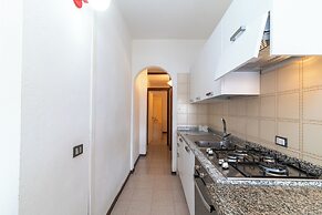 I Fari 74 600 Mt From The Beach