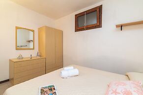 I Fari 74 600 Mt From The Beach