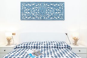 I Fari 124 600mt From The Beach