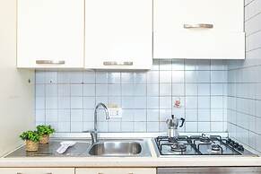 I Fari 124 600mt From The Beach