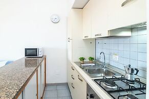 I Fari 124 600mt From The Beach