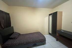 OYO LIfe 93129 Kost Mangga