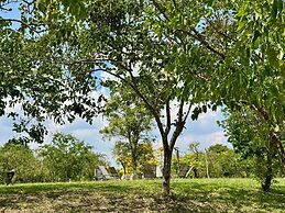 Khao Yai Lake Hill Resort