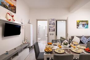 Good Vibes Luxury Sea View