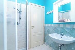 Il Borgo Vip D2 700 Mt From The Beach