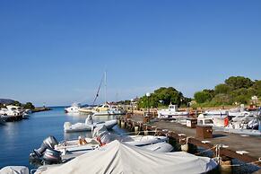 Il Borgo 13/2 700mt From The Beach