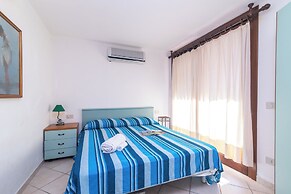 Il Borgo 13/2 700mt From The Beach