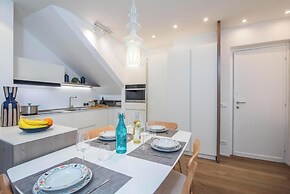 Piazzetta Albatros 50m From The Beach