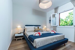 Piazzetta Albatros 50m From The Beach