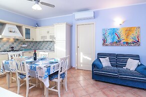 Il Borgo C8 700 Mt From The Beach